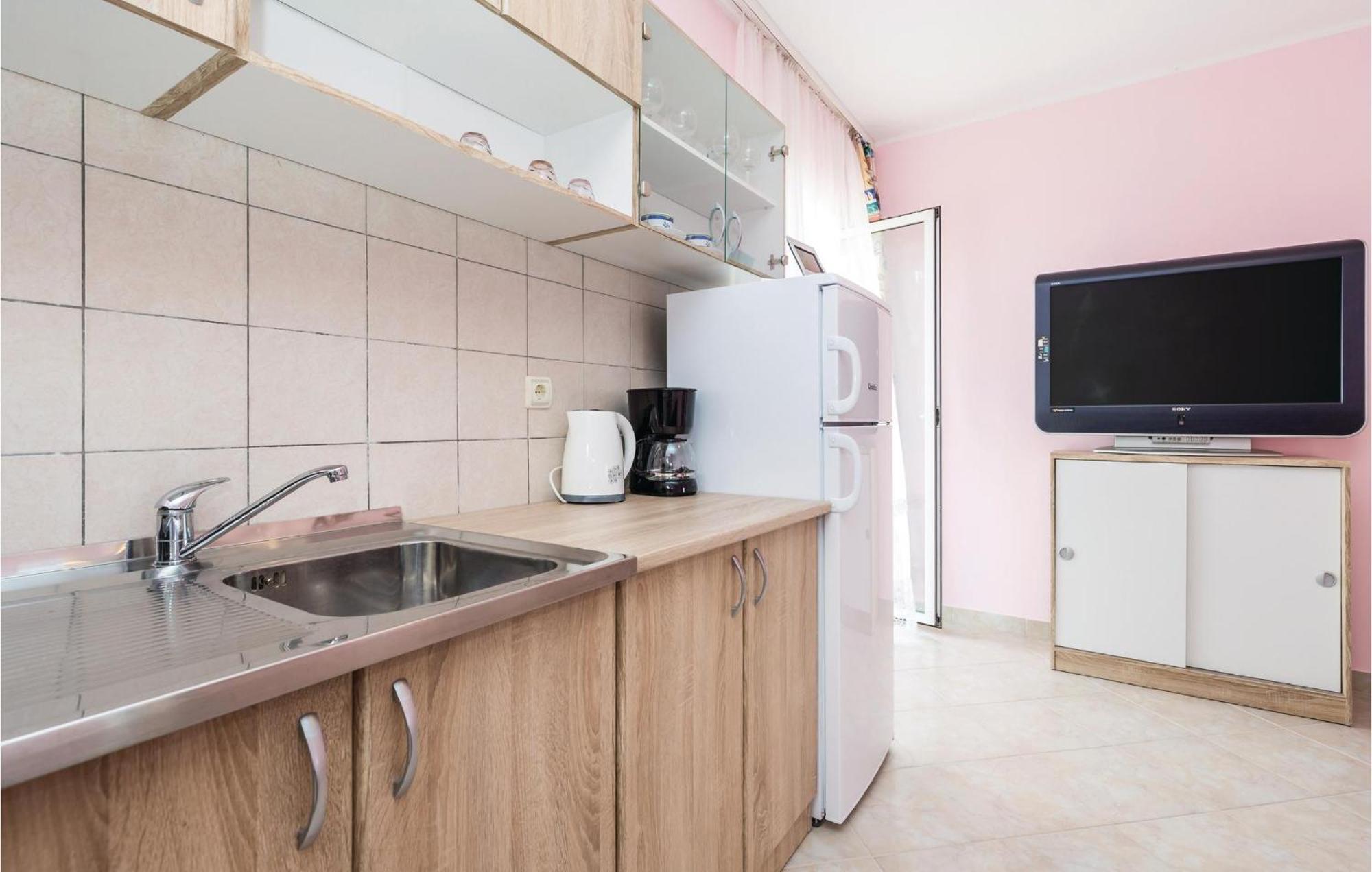Gorgeous Apartment In Matulji With Kitchen Zewnętrze zdjęcie